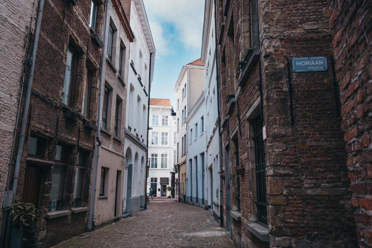 'De Moriaan' Boutique Holiday Home In Historical Anvers Extérieur photo